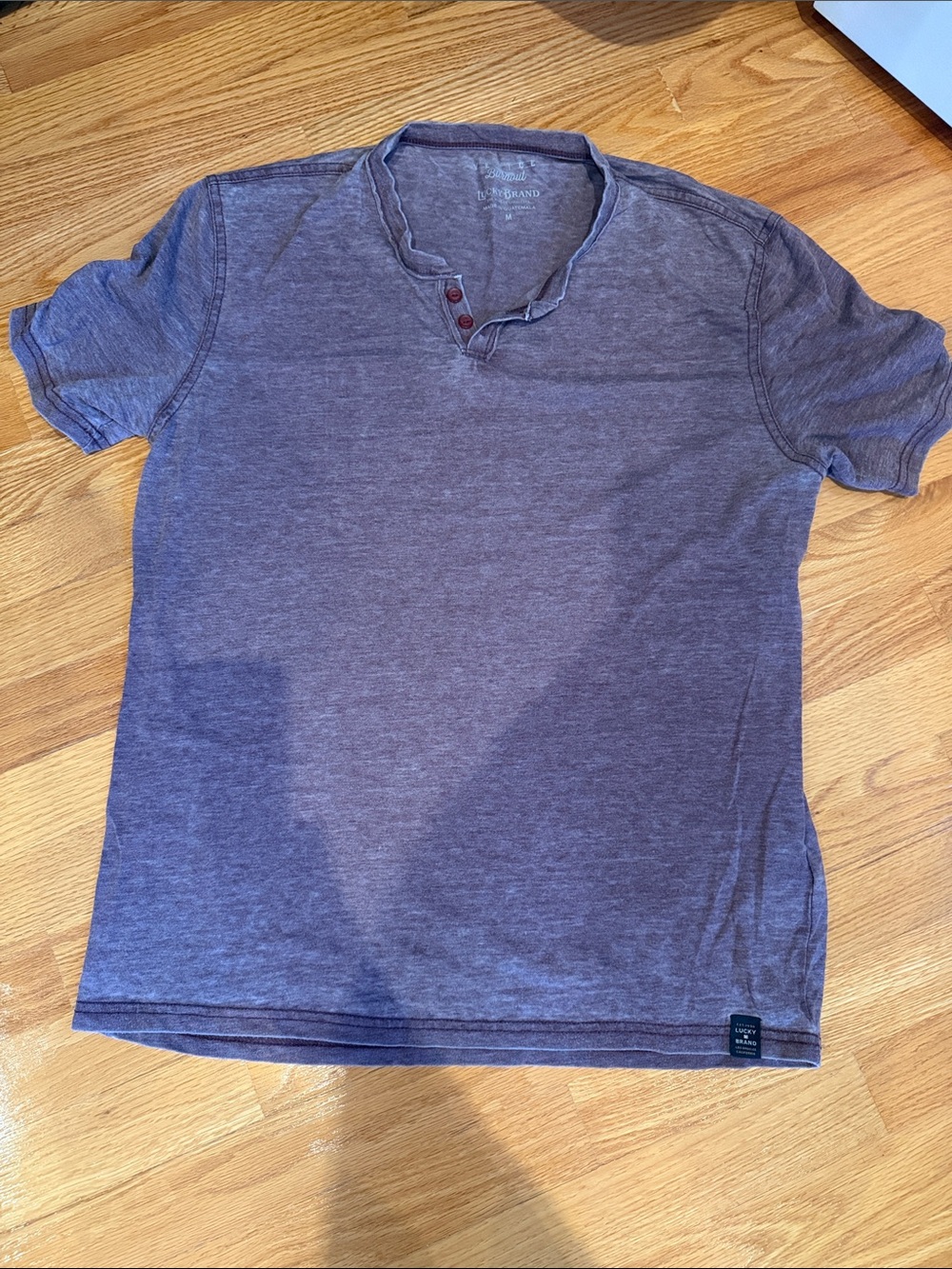 Lucky Brand Men’s Short Sleeve Henley in Heather Plum